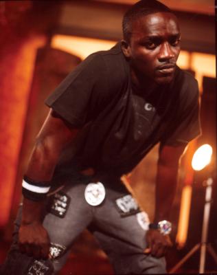u1_akon
